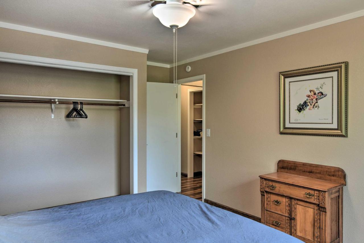 Villa Pet Friendly Anchorage Retreat With Deck And Yard Exterior foto